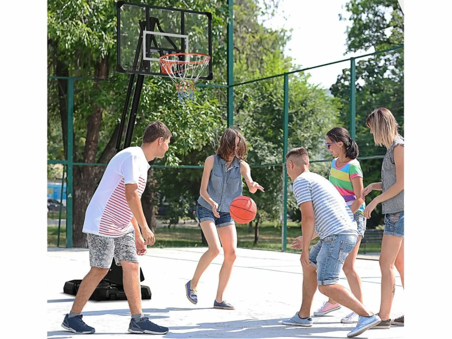 Aparato De Musculación * Canasta de baloncesto de altura regulable (293-350 cm), con tablero de acero y ruedas, para jardín y pista deportiva, color (111 x 70,5 x 350 cm) Negro