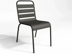 Comedor de jardín de metal: Mesa An. 160 cm y 4 sillas apilables < MYLIA Best