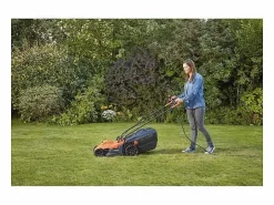 Cortacésped BLACK + DECKER 1400W 34cm - Mango tipo bicicleta BEMW461BH < Black+Decker Clearance