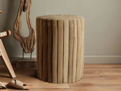Mesa auxiliar de teca - Color: natural - LUTIANA < Vente-unique Best