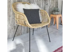 Silla de ratán y metal < BERAH GETAH New