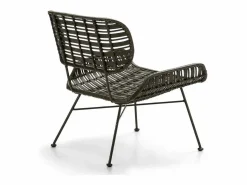 Les Tendances Sillón De Mimbre | Sillón de mimbre tejido oscuro y patas de metal.